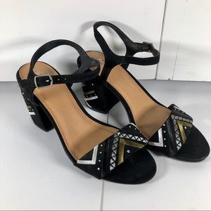 Mari A Sloan Sandals Block Heels Embroidered Black Elegant Wedding Fancy
